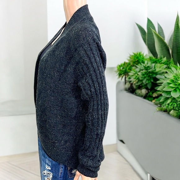 H&M Basic Charcoal Gray Mohair Ribbed Shrug Cardigan - Picture 12 of 15